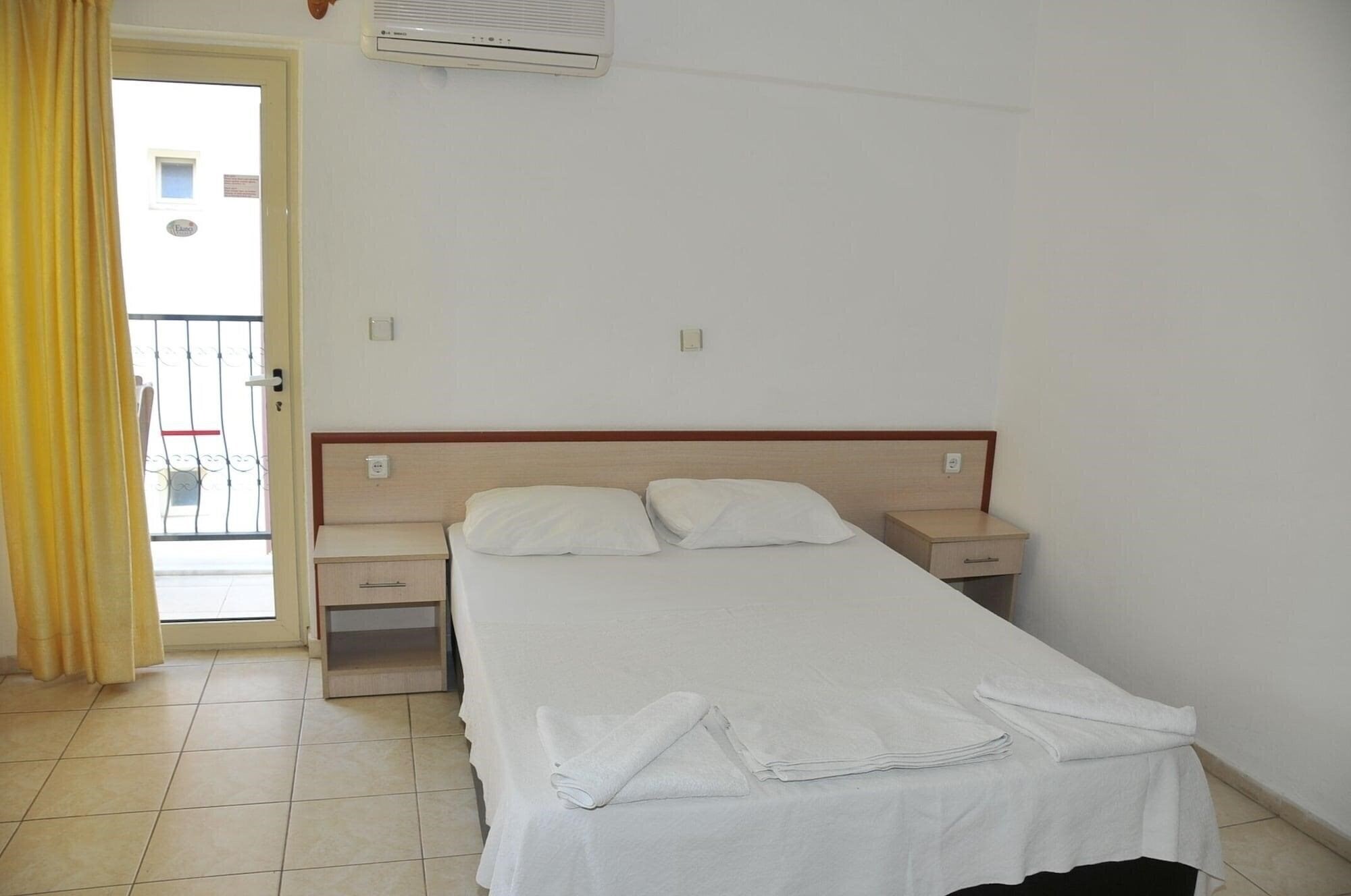 Фотографія Ekinci Palace Apart 3*